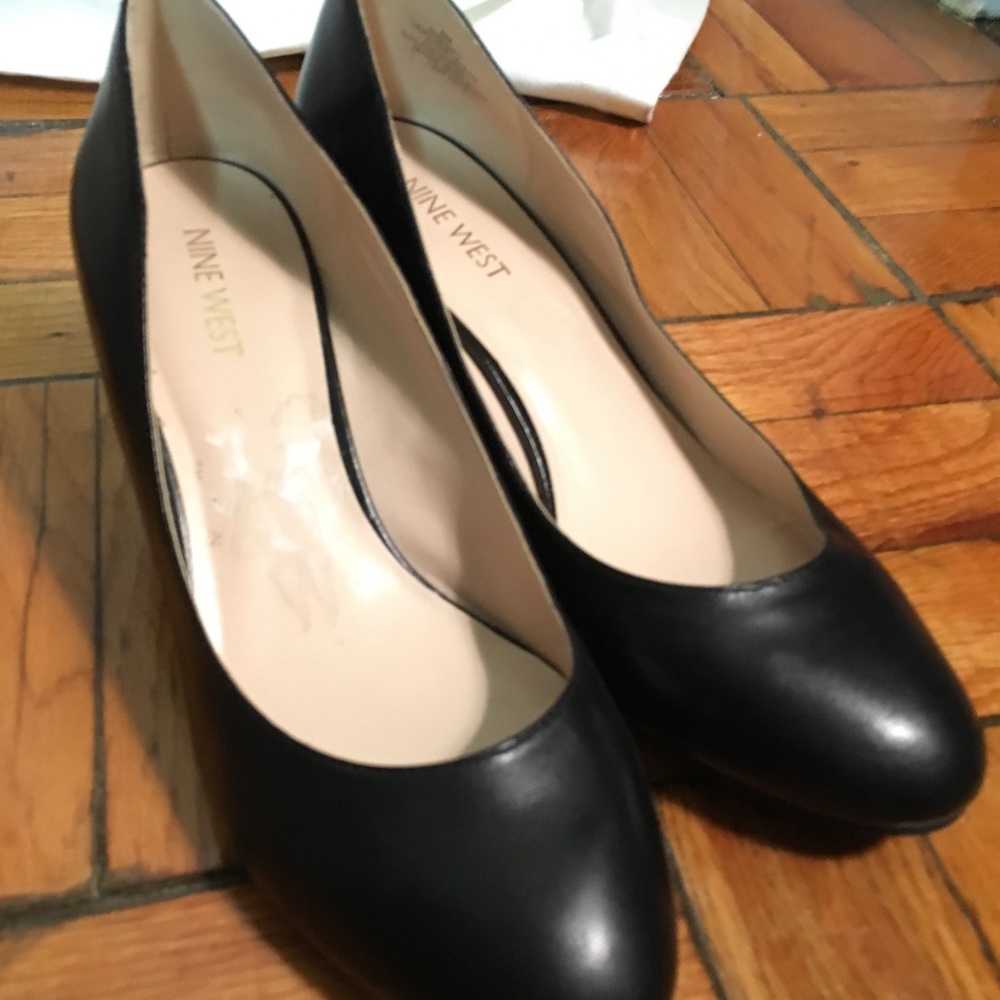 Nine West Black Wedge Heels